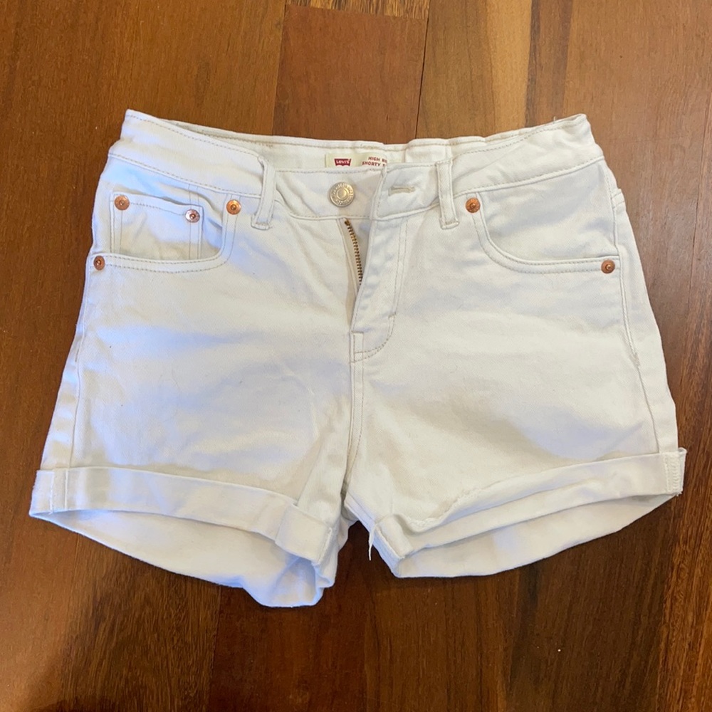 Levi’s white denim shorts